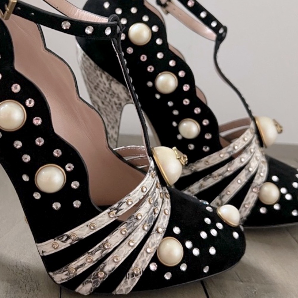 Gorgeous Gucci Shoes